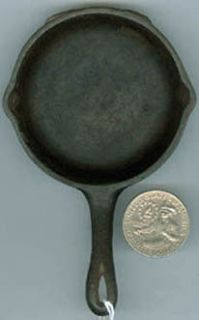 TOY FRY PAN OR SKILLET 2 1/8 DIA BASE FOR A CAST IRON STOVE T196