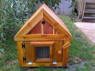 LARGE HEATED/INSULAT ED CEDAR OUTDOOR CAT HOUSE, SHELTER, BED