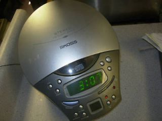 Emerson iC2196 Digital iPod Docking AM/FM CD Alarm Clock Radio