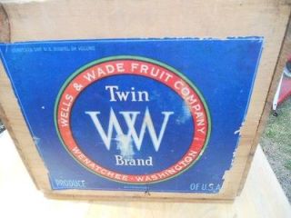 ANTIQUE  WOODEN FRUIT CRATETWIN WSWELLS AND WADEWENATCHEE