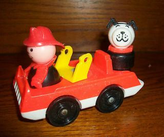 Fisher Price Little People Vintage Fire Truck w Black & white dog