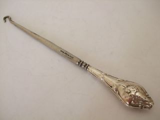 SILVER HANDLE BUTTON HOOK CHESTER 1907 REPOUSSE REYNOLDS ANGEL