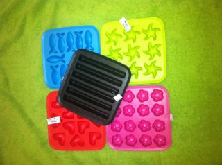 Synthetic rubber ICE CUBE TRAY (Melt crayons Jello or Candy mold