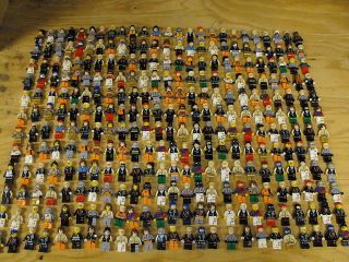 Lego One Random Minifigure From The Lot Shown Free Ship