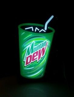 VINTAGE MOUNTAIN DEW LIGHTED ADVERTISING SIGN  1980s