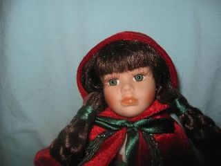 Geppeddo Porcelain LITTLE RED RIDING HOOD doll #09B248
