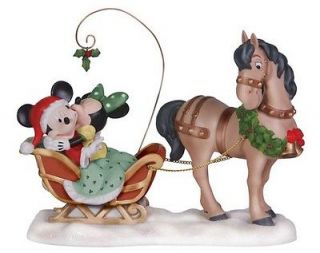 Moments Disney Mickey Mouse & Minnie MERRY KISS MISS Porcelain 6.75