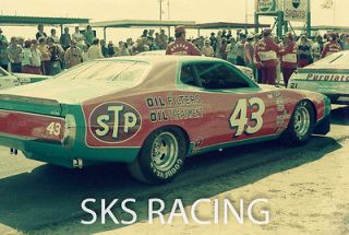 8x10 1975 NASCAR DAYTONA 500 #43 RICHARD PETTY STP DODGE CHARGER 2ND