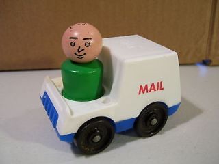 FISHER PRICE LITTLE PEOPLE MAIL TRUCK WITH WOOD DRIVER MAN FIGURE