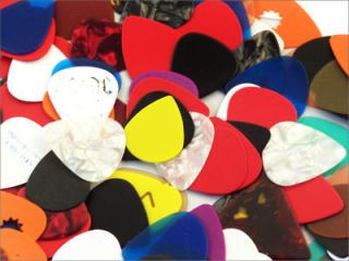 Pack of 500 Assorted Guitar Picks   351 style   New   