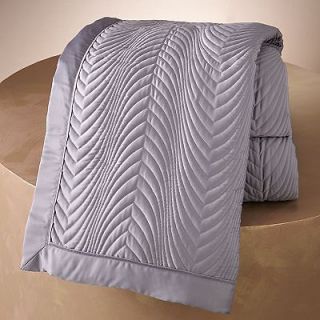 Jennifer Lopez Old Hollywood Coverlet / Quilt Full/Queen Silver
