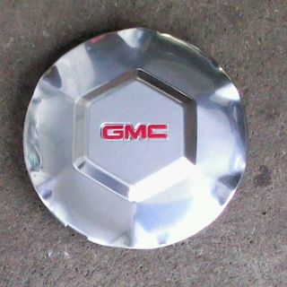 NEW GENUINE GMC ENVOY HUB CAP 9595085