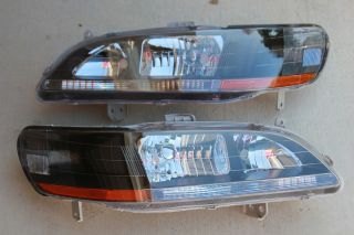 98 02 Honda Accord 2/4 Door CG JDM Black Headlights w/ Amber Reflector