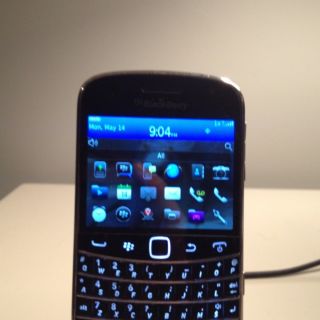 Blackberry Bold 9930 8GB Black Verizon Smartphone
