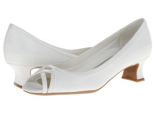 Easy Street Addison Womens Shoes (White)