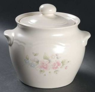 Pfaltzgraff Tea Rose Bean Pot & Lid, Fine China Dinnerware   Stoneware,Pink Rose