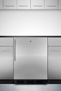 Summit Refrigeration Undercounter Refrigerator w/ Pro Handle & Auto Defrost, Black/Stainless, 5.5 cu ft, ADA