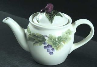 Pfaltzgraff Jamberry Sculpted Teapot & Lid, Fine China Dinnerware   Green/Tan Le