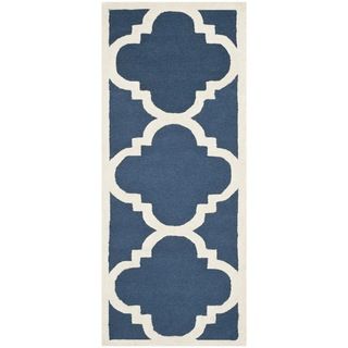 Safavieh Handmade Moroccan Cambridge Geometric Navy/ Ivory Wool Rug (26 X 10)