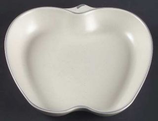 Pfaltzgraff Heirloom Baker Apple Shaped, Fine China Dinnerware   Gray&White Flow