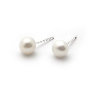 Beautiful 925 Sterling Silver With Fresh Water Pearl Decoration Platinum Plated Earrings