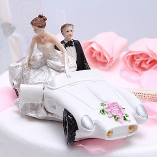 Bride Groom In Getaway Car Cake Topper