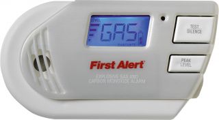 BRK GCO1B Carbon Monoxide Detector, PlugIn w/ Explosive Gas Alarm, Battery Backup, amp; Digital Display