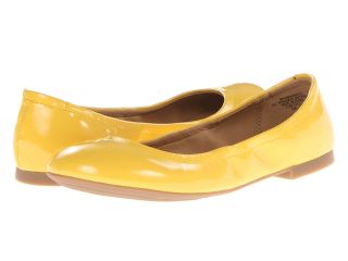 Nine West Andhearts Womens Slip on Shoes (Yellow)